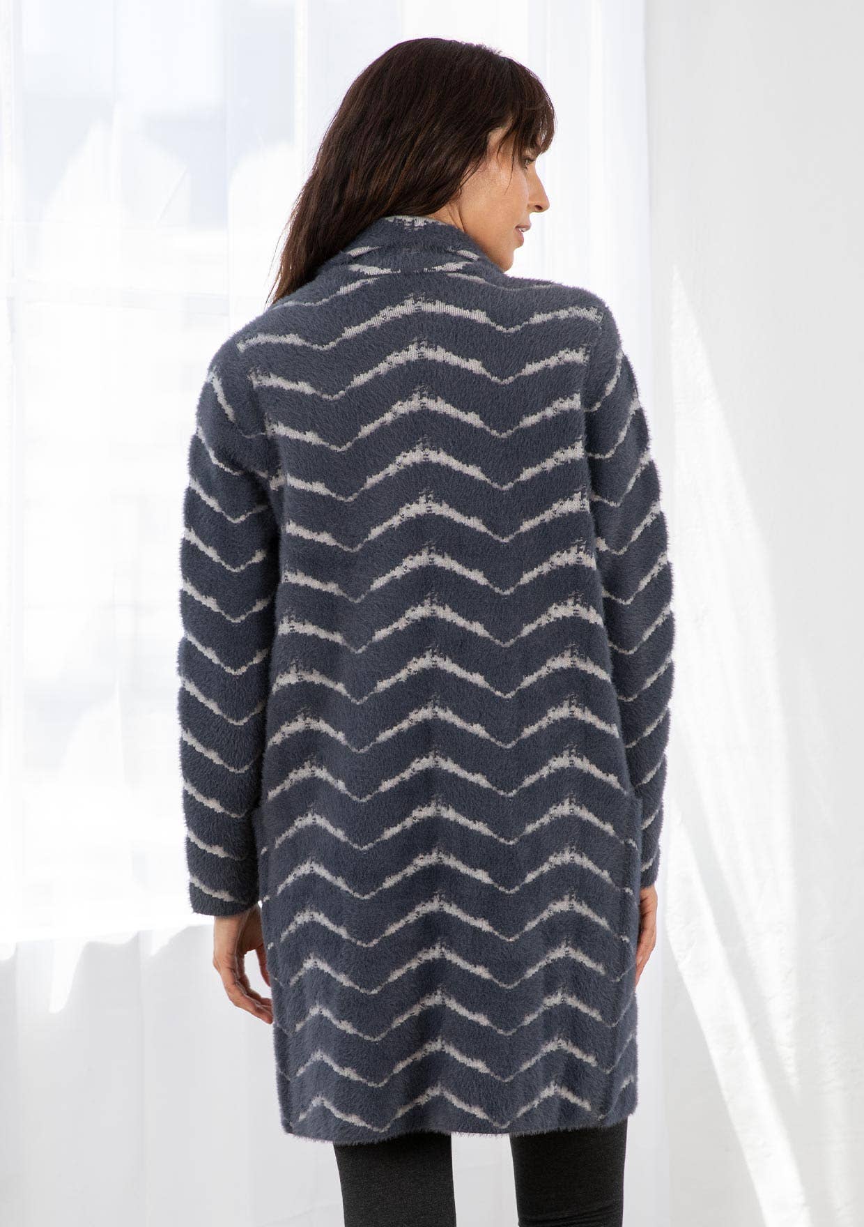 Lovestitch - Vente Cardigan – femme - Cardigan boutonné en jacquard à chevrons duveteux23