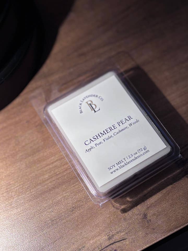 Sojawas Smelt - Signature Collectie voor wholesale door Black Lavender Co.