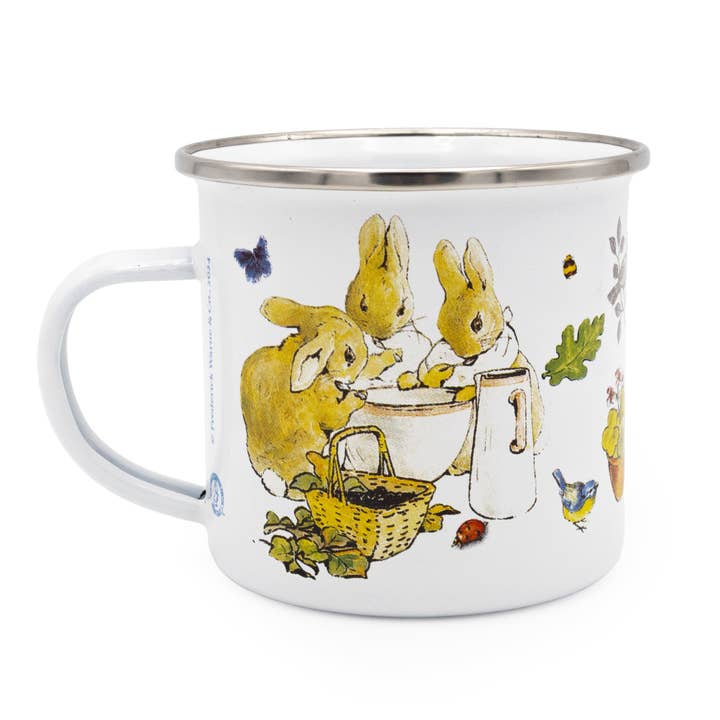 Mug en émail Flopsy Bunnies - Design classique de Beatrix Potter pour la vente par Robert Frederick Ltd