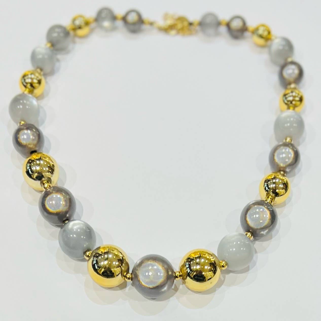 Bijoux 7bis - Vente Collier ras-de-cou - Collier acier grosses perles et perles dorees brillantes1