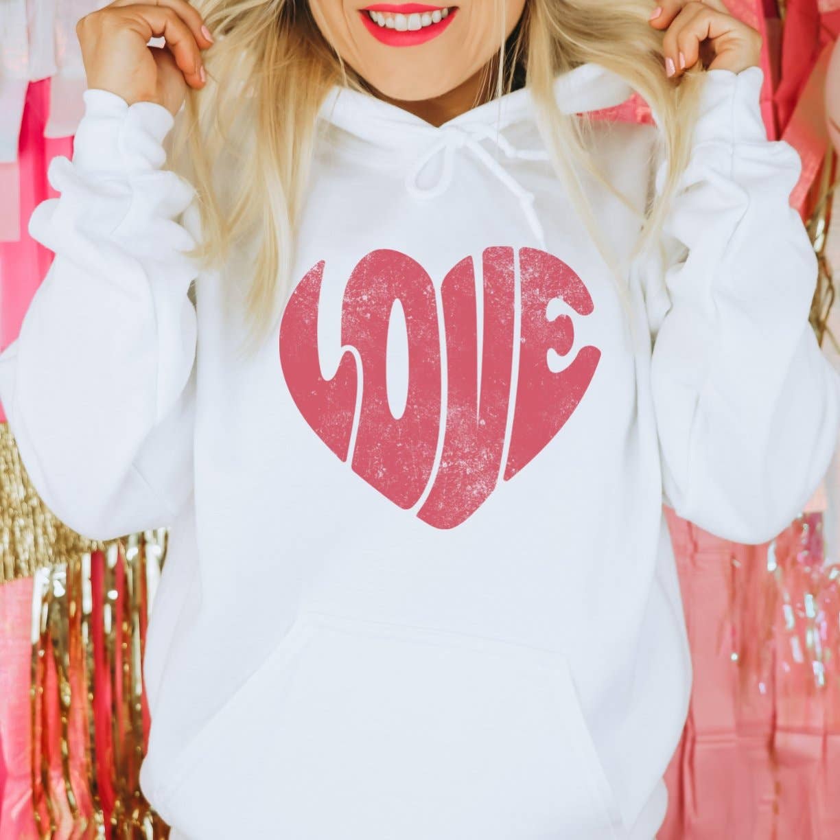 Trendznmore - Modern Graphic Apparel - Vente Sweat à capuche – femme - Sweat à capuche Groovy LOVE Valentines0