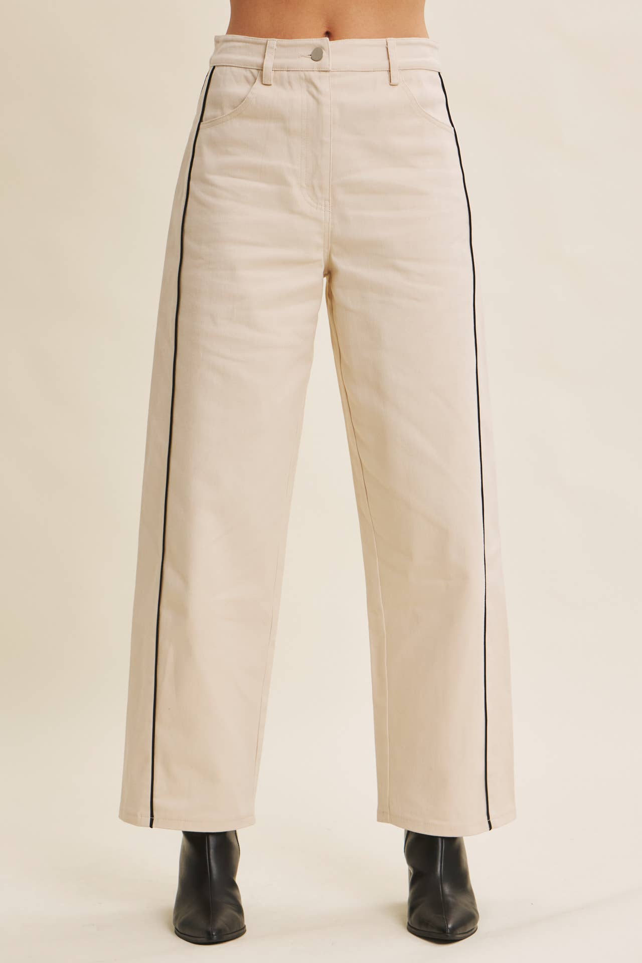 in february - Wholesale Pants - Women's - CLASSIC MEETS ELEVATED CAUSUAL PIPED TWILL BARREL-LEG PANTS20