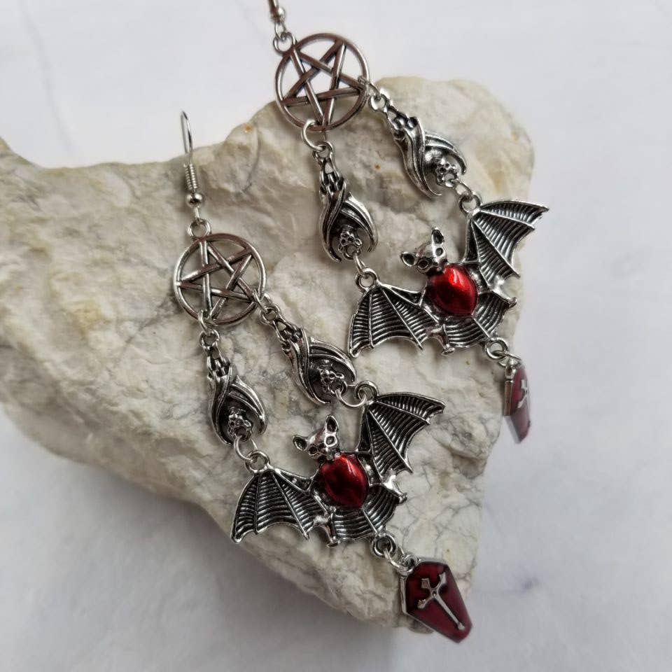 The Pretty Jewellery - Vendita all'ingrosso Orecchini pendenti - Orecchini Spettrali a Forma di Pipistrello e Bara - Halloween2