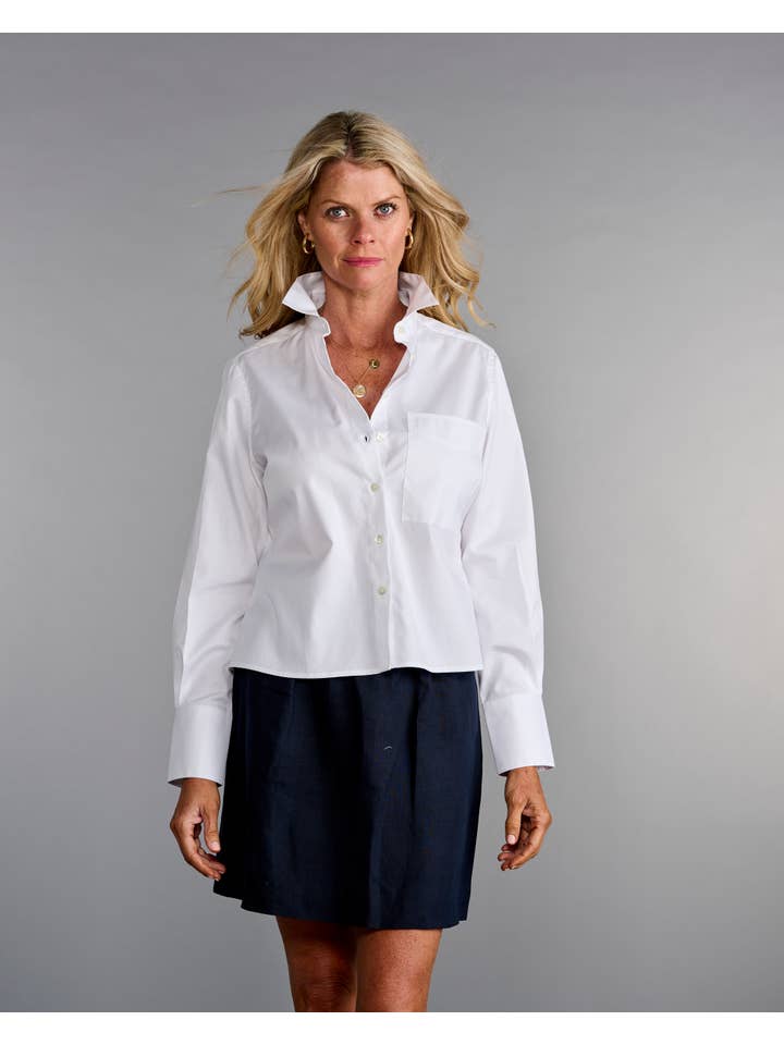 Claridge + King - Wholesale Button Down Shirt - Women's - The Crop Shirt in Crisp White2