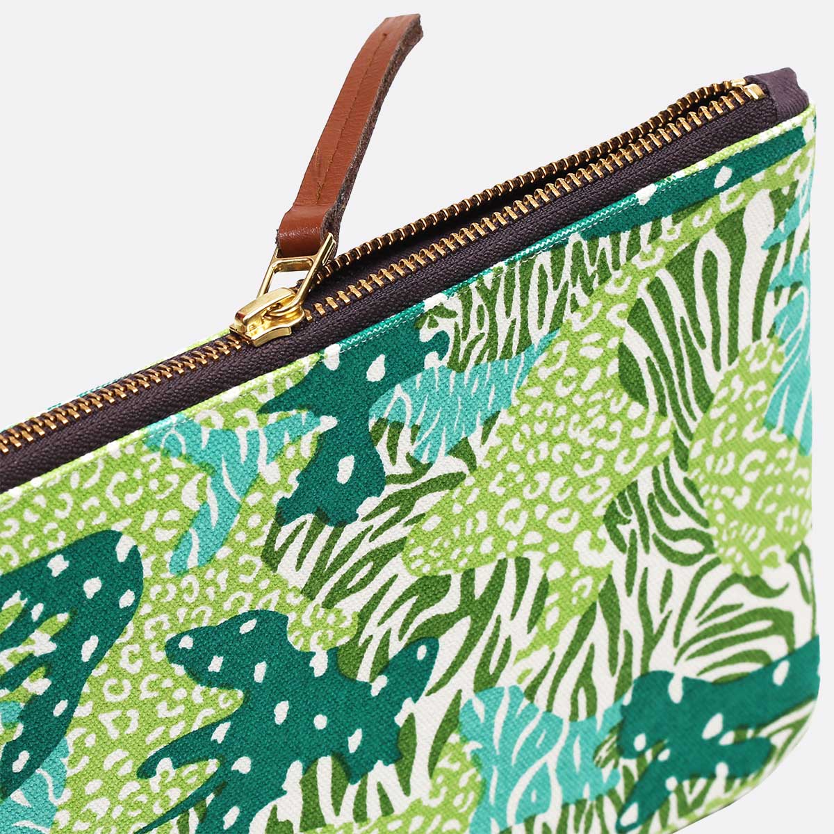 Safomasi - Wholesale Pouch - Women's - Green Big Cat Camo Pouch1