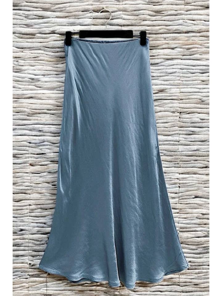 LOOWIE - Wholesale Skirt - Women's - ESS Italian Viscose Satin Bias-Cut Midi Skirt - 18 Colors12