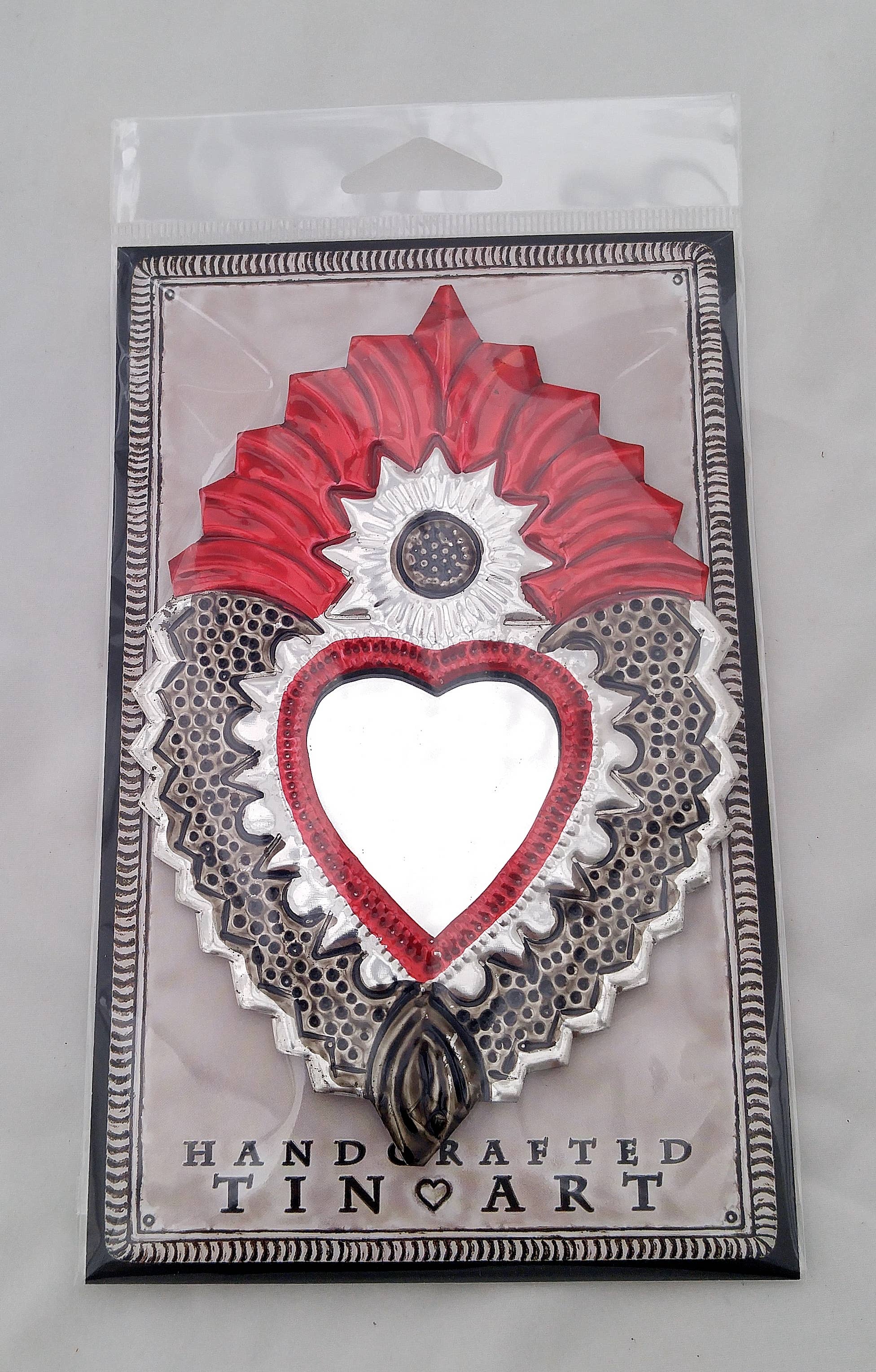 Sedona Spirit – Engroshandel Vægspejl – Klassisk rød hjerteformet dåse med spejlornament1