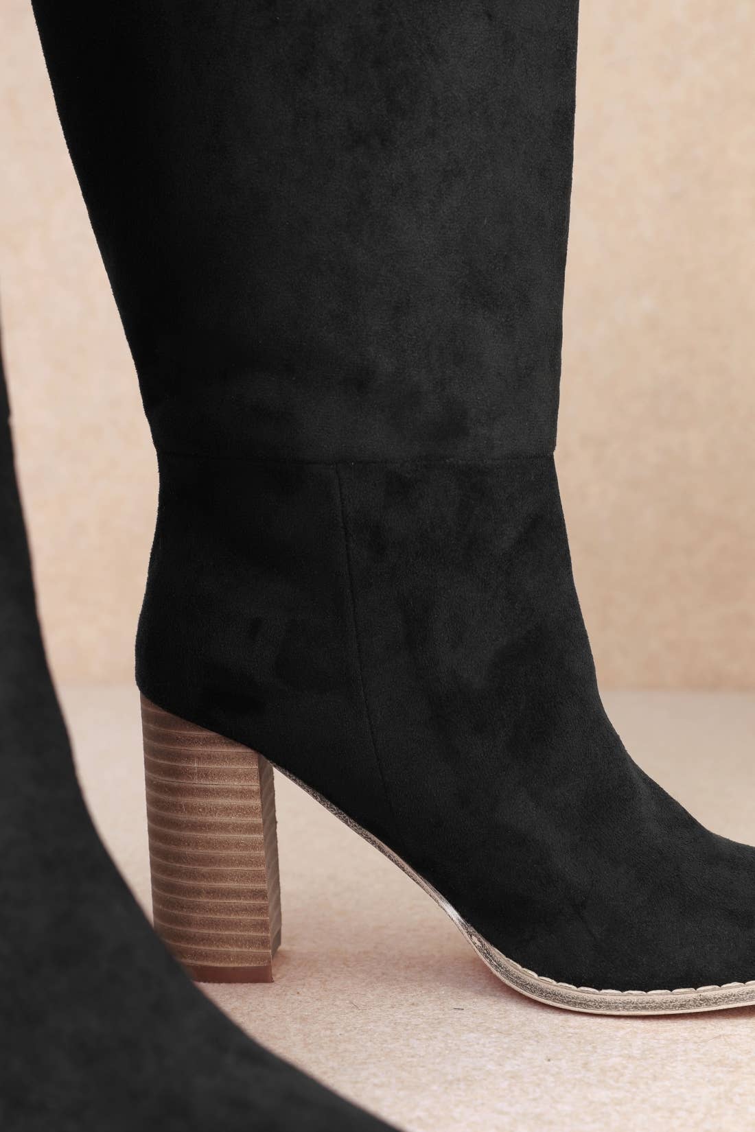 Oliccui - Wholesale Boots - Women's - TALL BLOCK HEEL FAUX SUEDE BOOTS12