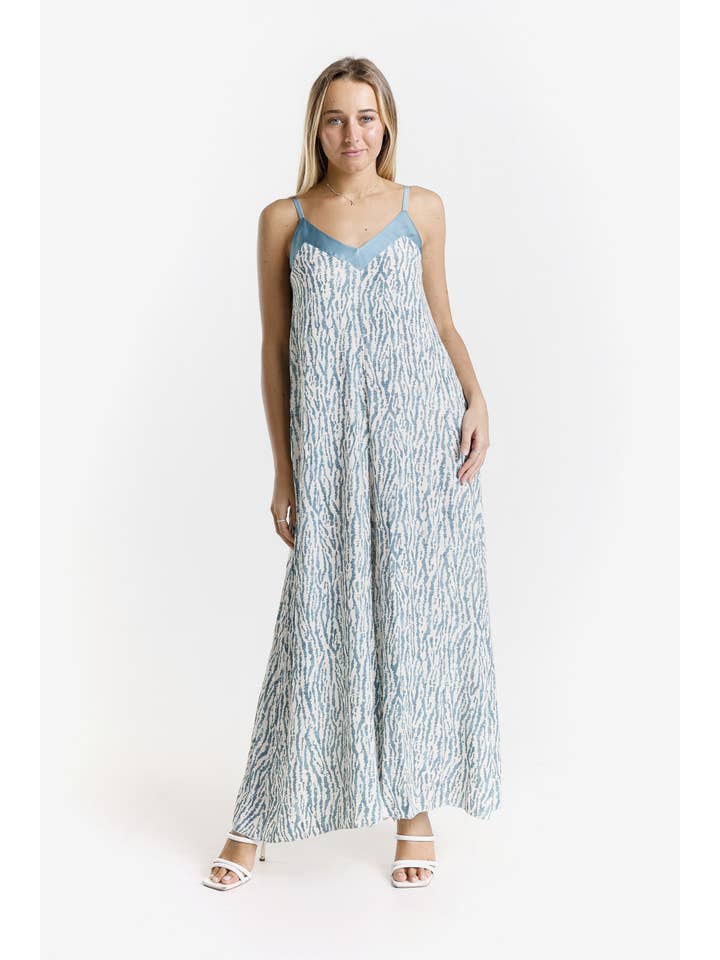 TINA Stephens Italy/Tees By Tina – Macacão - Mulher por atacado – Macacão Selena Rain com Estampa e Acabamento em Cetim (DT226R)4