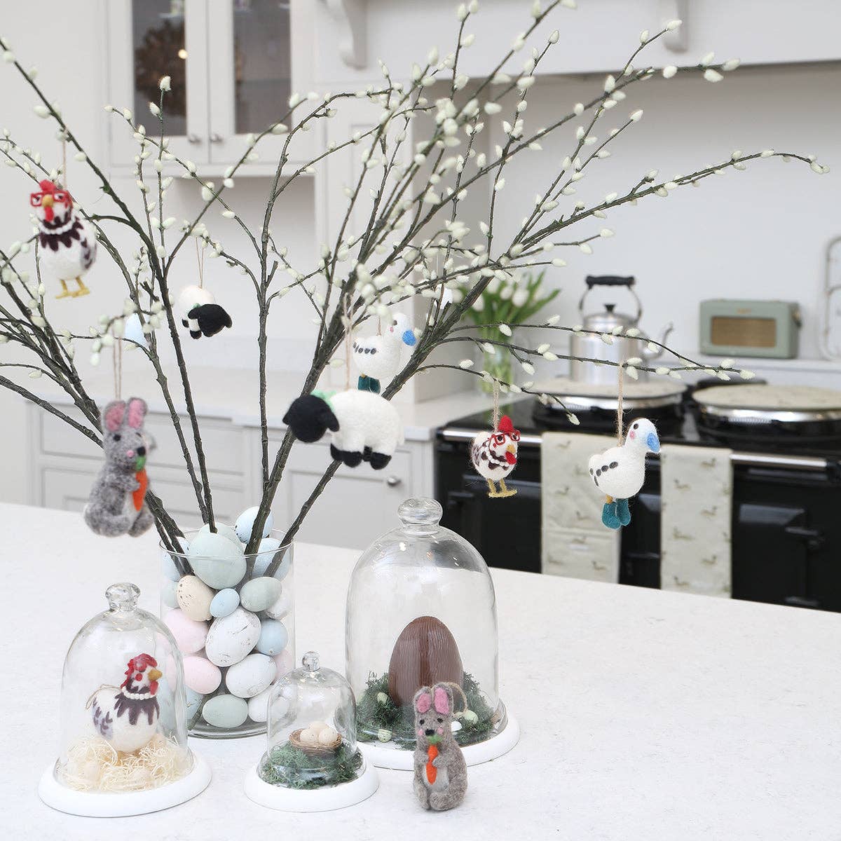 Sophie Allport - Wholesale Ornament - Hare Felt Decoration1