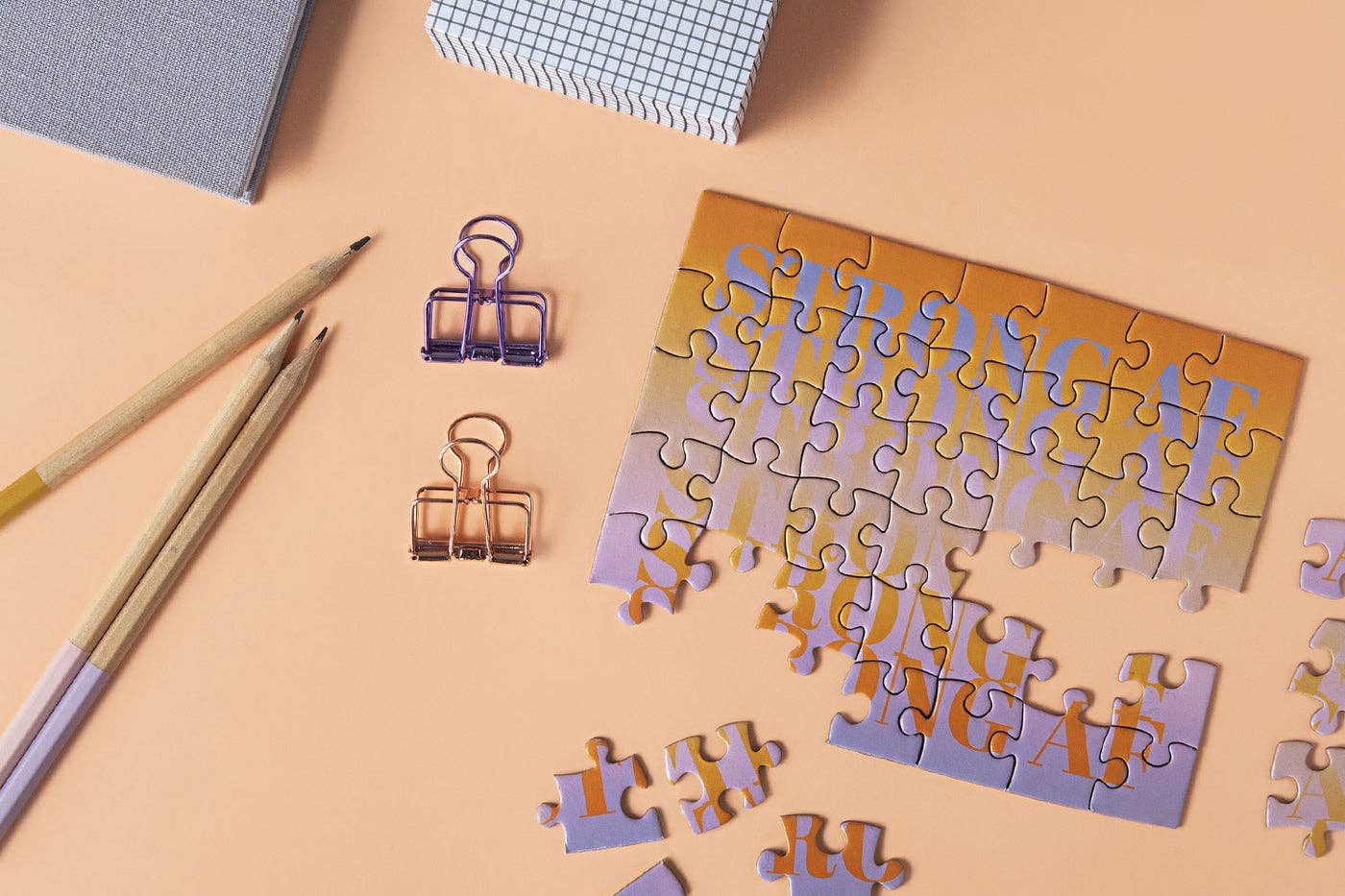 Journey Of Something AU & EU - Vente Puzzle – adulte - Mini puzzle Strong Af de 42 pièces3