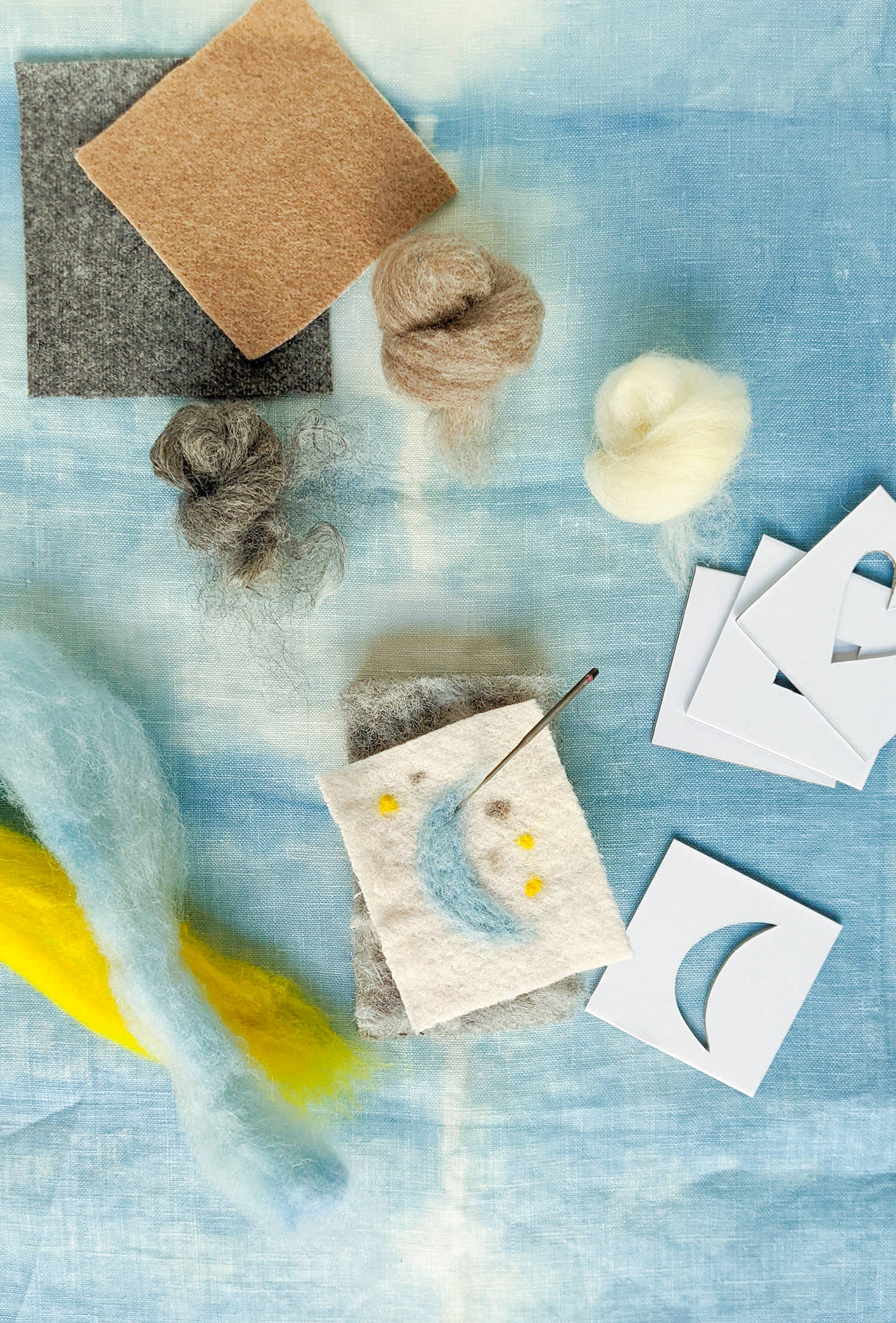 WE GATHER - Wholesale Craft Sewing Kit - Needle Felt Mending Kit2