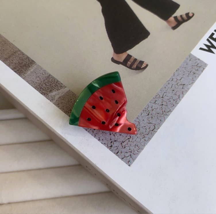 Assorted Adorable Mini Fruit Hair Claws (DEKARI) for wholesale on Faire5