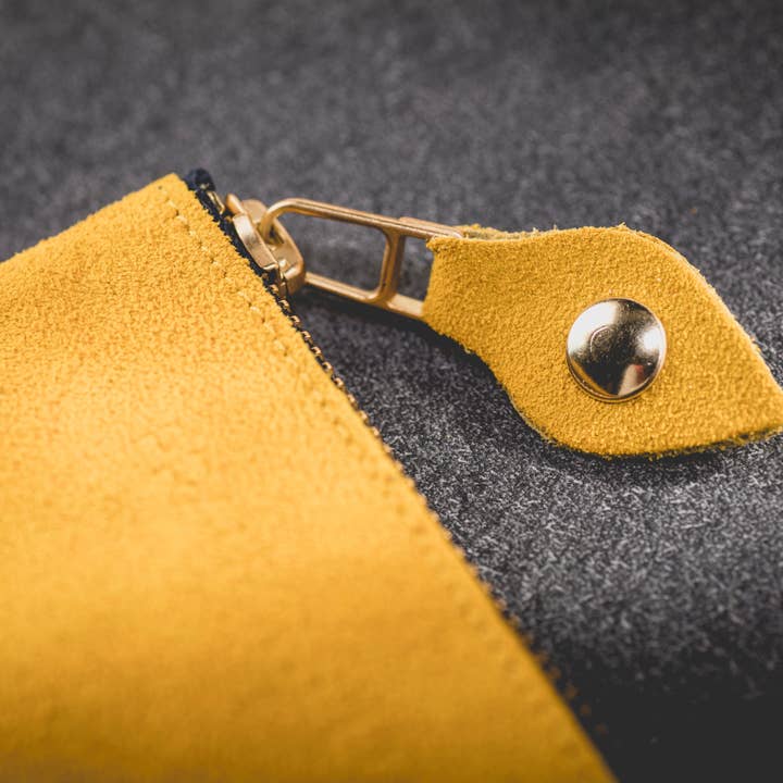 Frankinelli - Wholesale Wallet - Women's - Mustard Suede Wallet