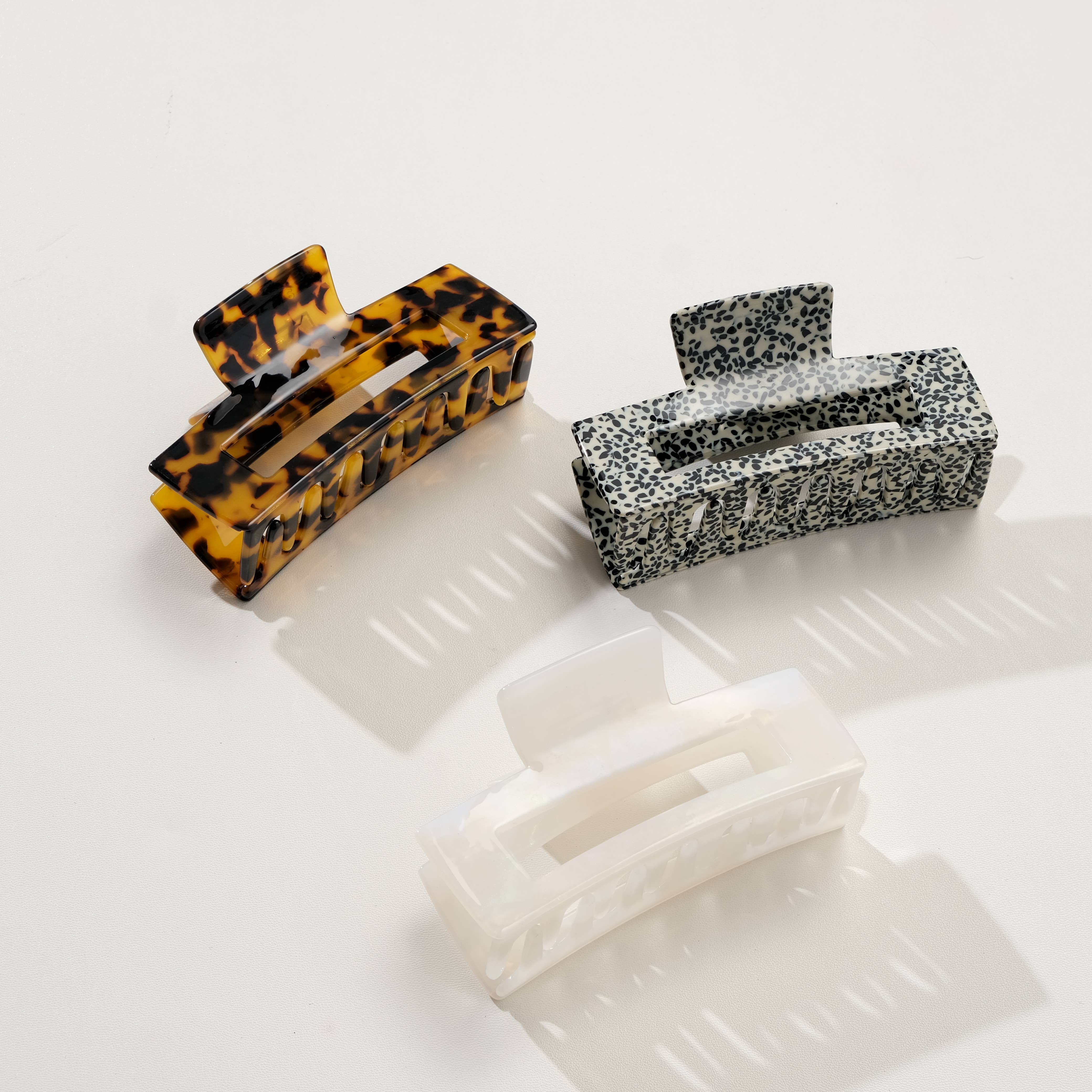 Surtido Luna grande | Pinza clásica rectangular grande para el cabello de venta al por mayor en Faire5