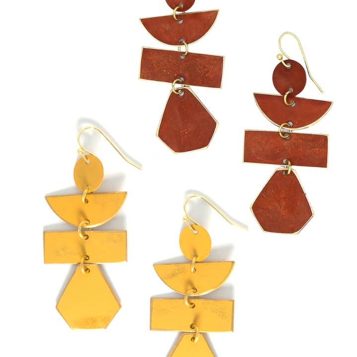 Fair Anita – wholesale Dangle earrings – Pagoda Painted Earrings5