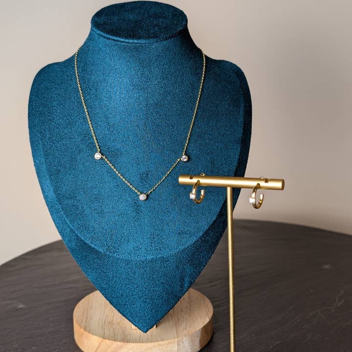 Nudie Jewellery Ltd - Wholesale Pendant/Charm Necklace - Avalon Necklace6