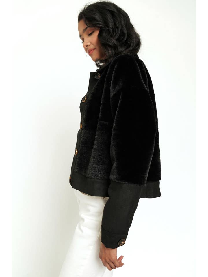 Mystree - Wholesale Jacket - Women's - 20482 Faux Fur Jacket3