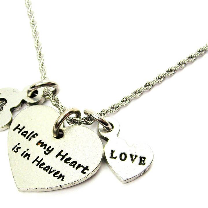 Half My Heart is in Heaven With Hearts - Collana a catena per la vendita all'ingrosso da parte di Chubby Chico Charms
