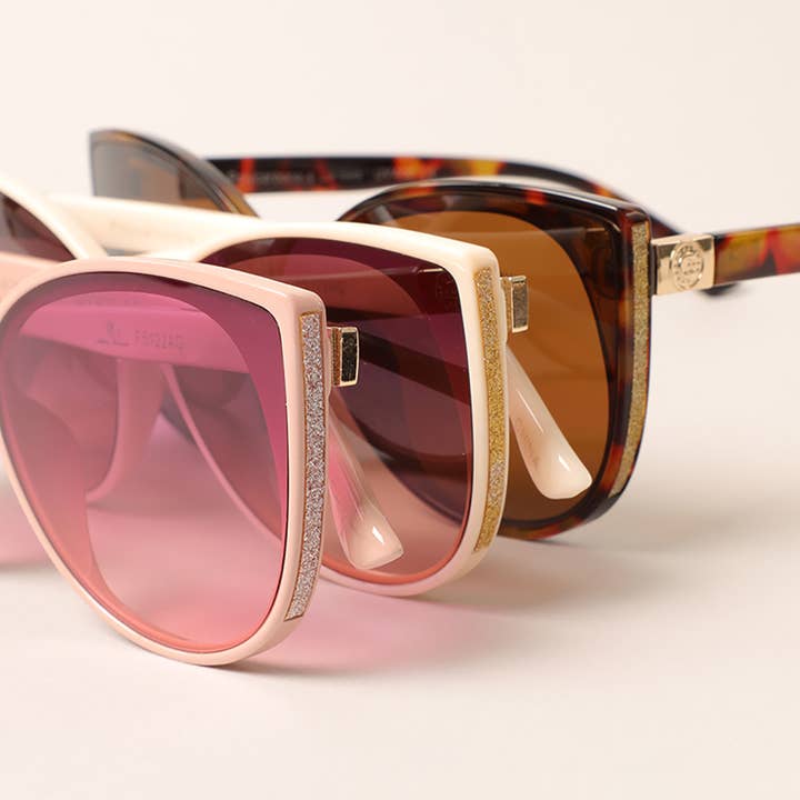 ASSORTED COLOR Women's Glitter Detailed Cat Eye Sunglasses for wholesale on Faire