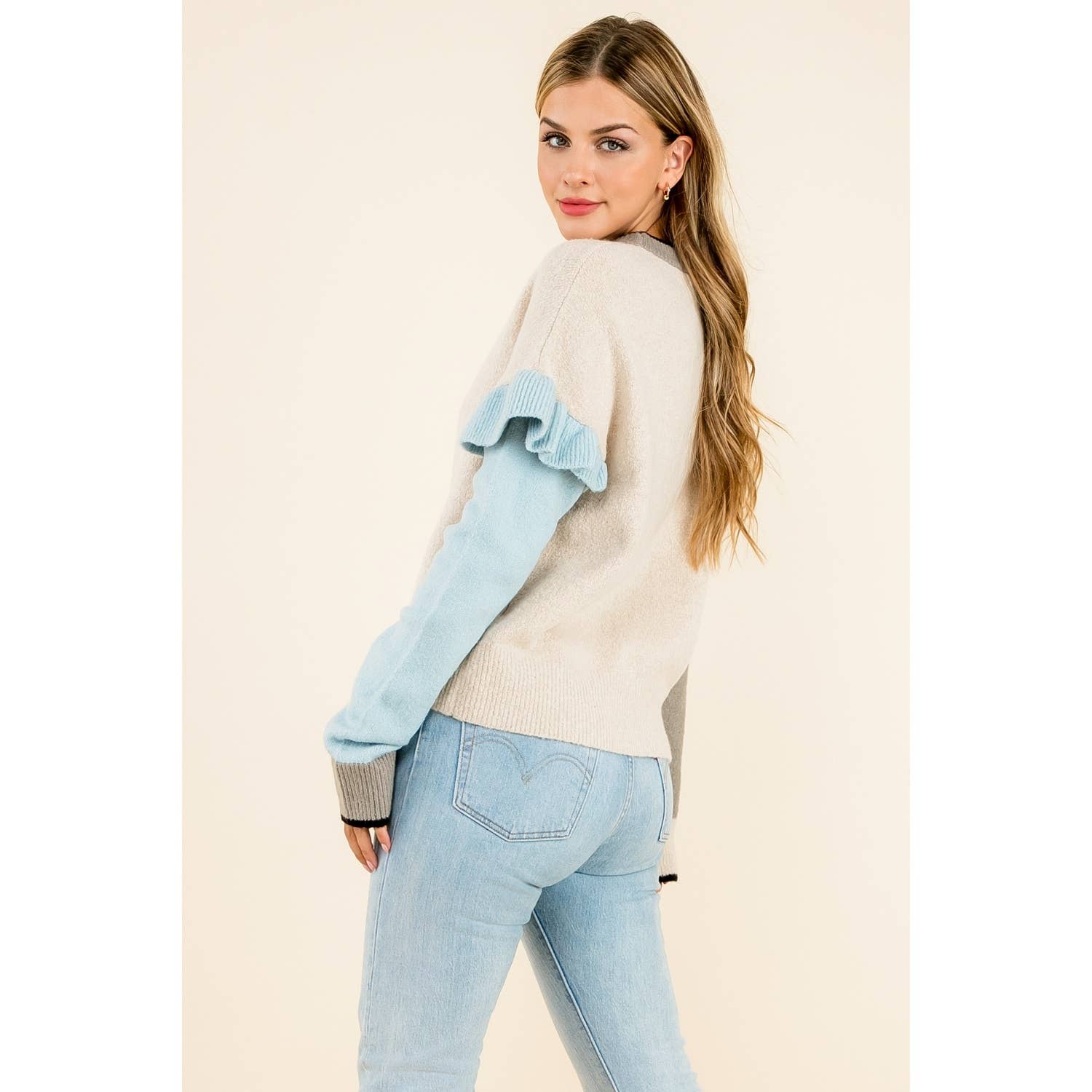 BEIGE Maglione a blocchi di colore con maniche a balze in vendita all'ingrosso su Faire6