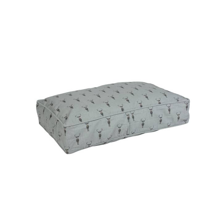 Sophie Allport - Wholesale Pet Bed - Dog - Highland Stag Pet Mattress5