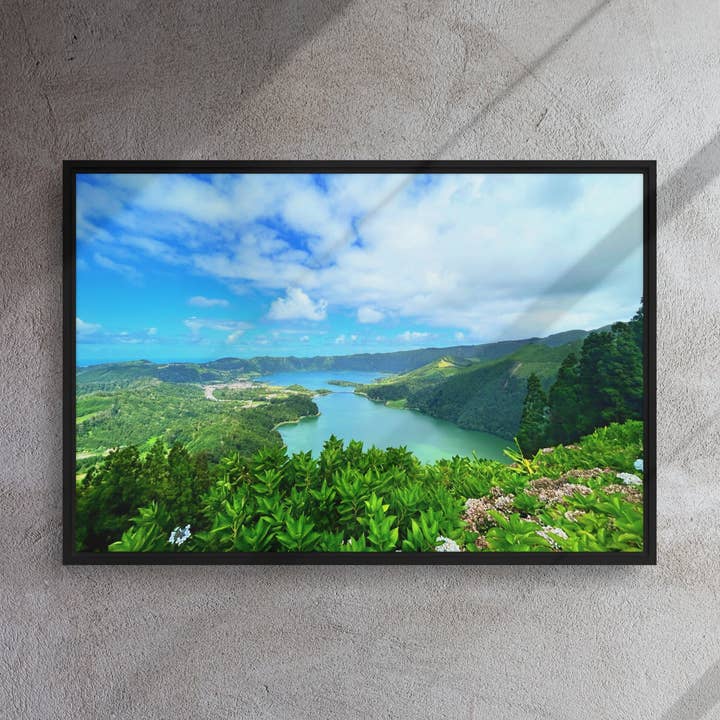 Impressions sur toile encadrées Two Lakes pour la vente par Monmouth Paragon