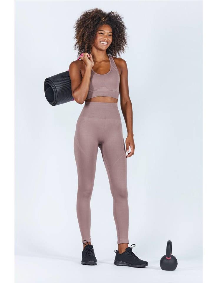 Soutien Elisa por atacado de Onamaste