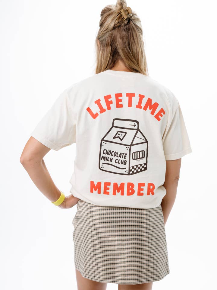 T-shirt Chocolate Milk Club pour la vente par Room 1021
