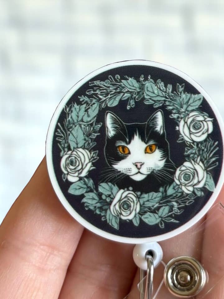 Svart och vit CAT - Märkesrullhållare för wholesale av Fuzzy Edges Crafts LLC