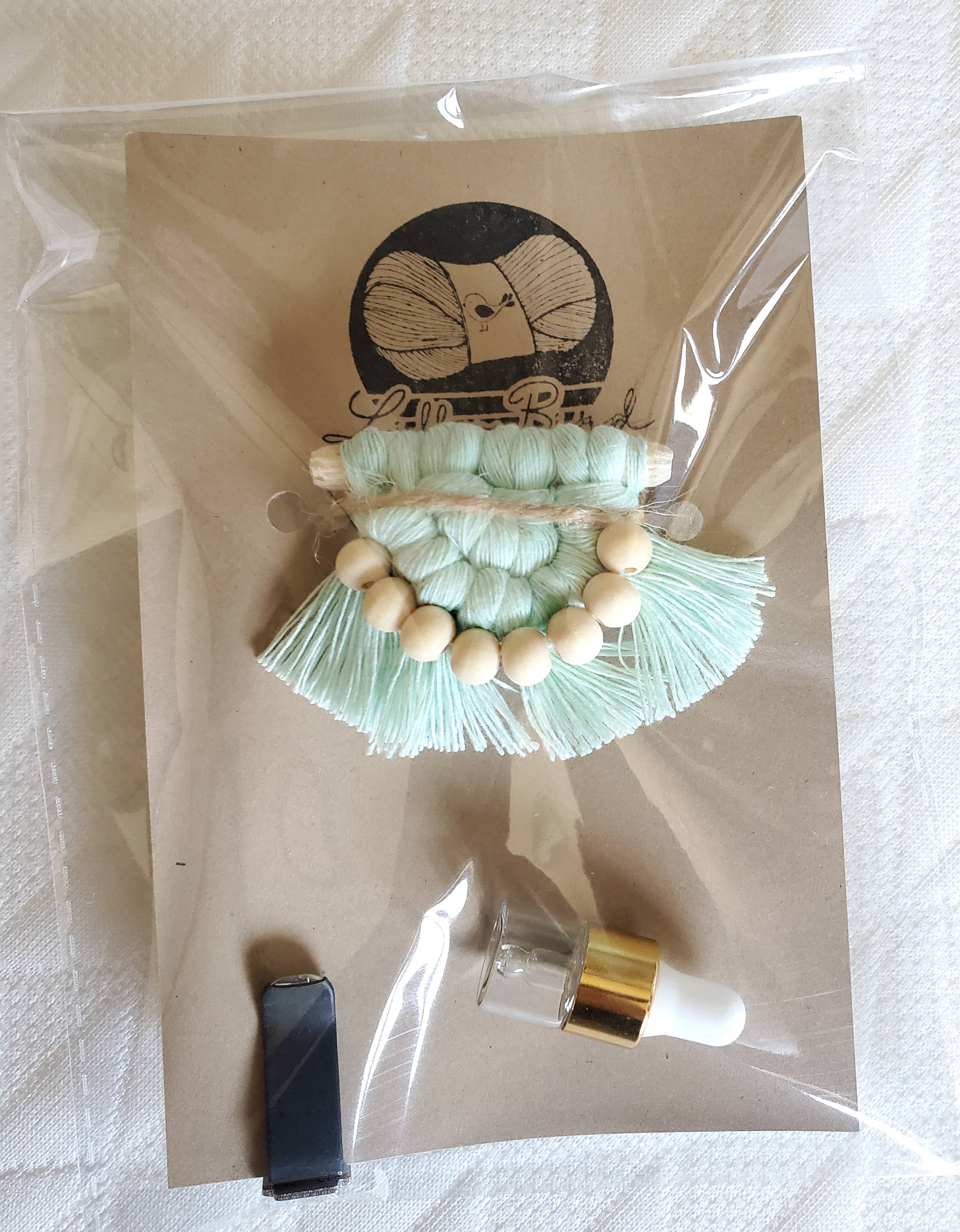 Lilly Bird Crochet – wholesale Car Freshener - Unisex – Macrame car vent & oil diffuser9