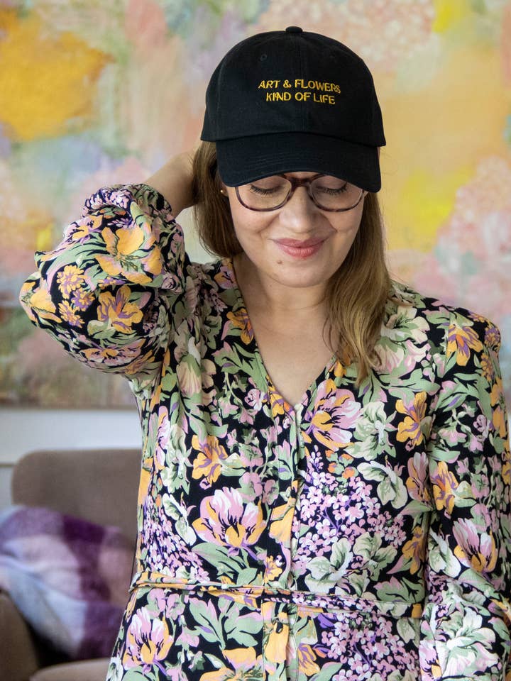 Gorra Art & Flowers Kind of Life, edición negra para venta al por mayor de Flora