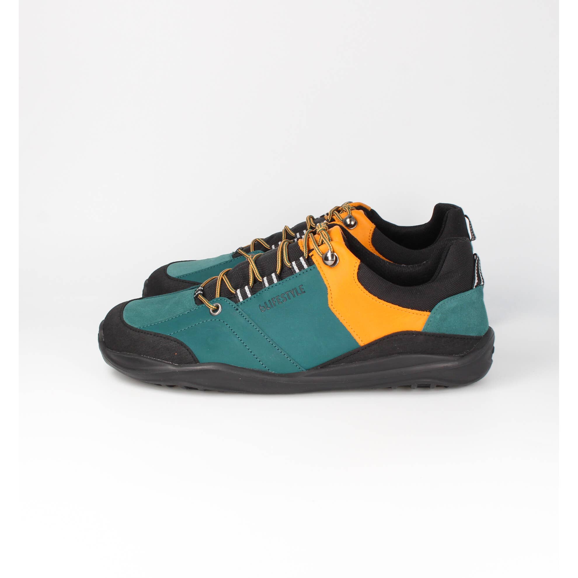 bLIFESTYLE - Wholesale Hiking Boots - Unisex - TrekkStyle barefoot shoe3