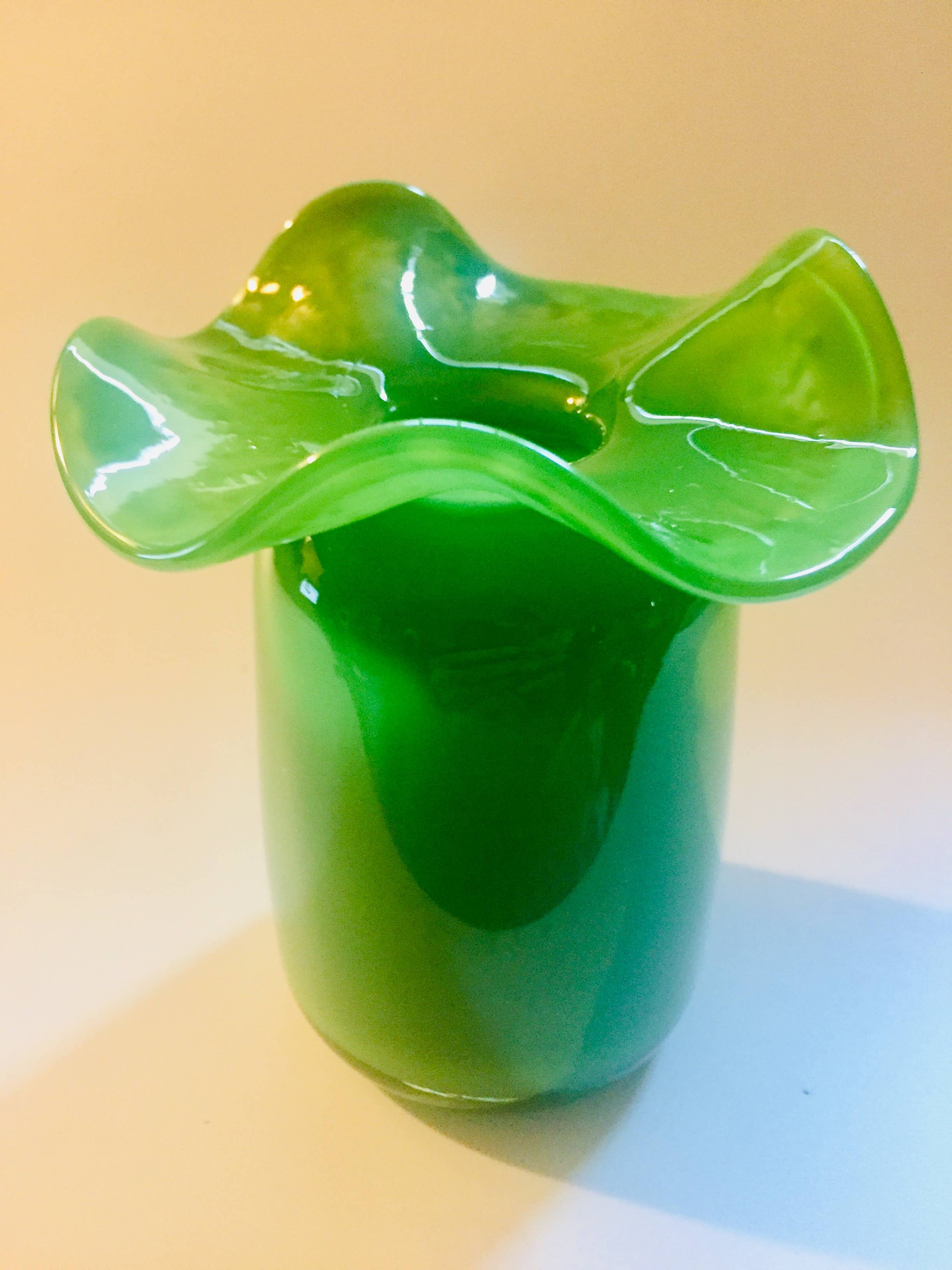Terraglassworks - Wholesale Vase - Ruffle Bud vase9