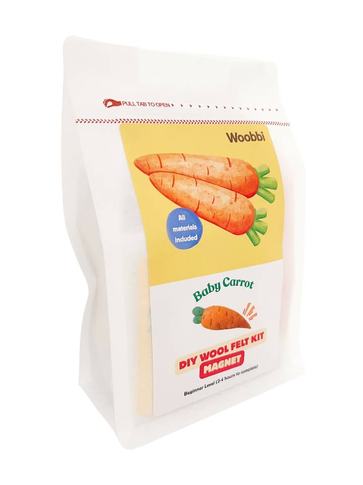 Kit DIY pour aimant en feutre de laine « Mini-carotte » pour la vente par Woobbi