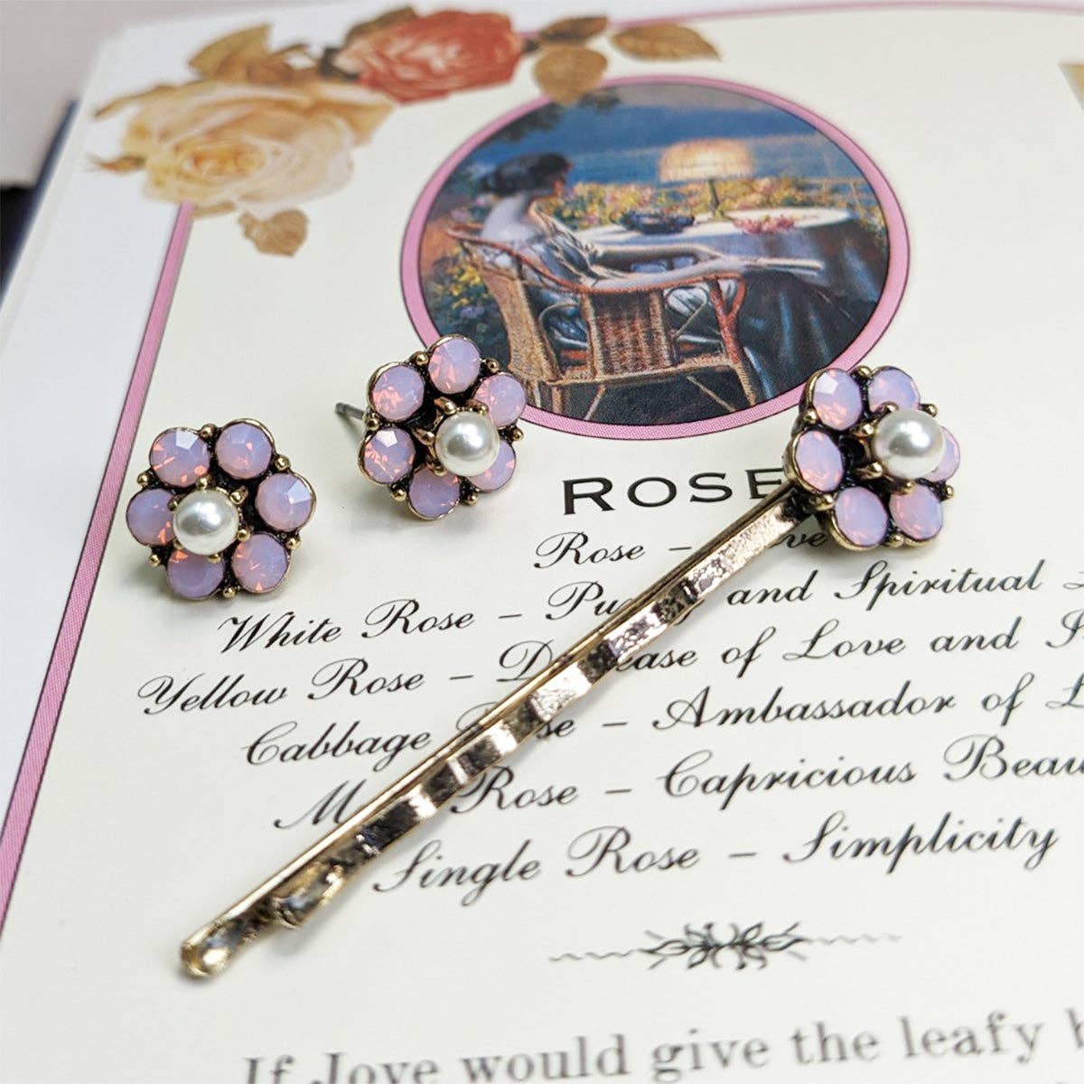 Roze Vintage oorknopjes met parel: kleine roze oorbellen voor groothandel op Faire5