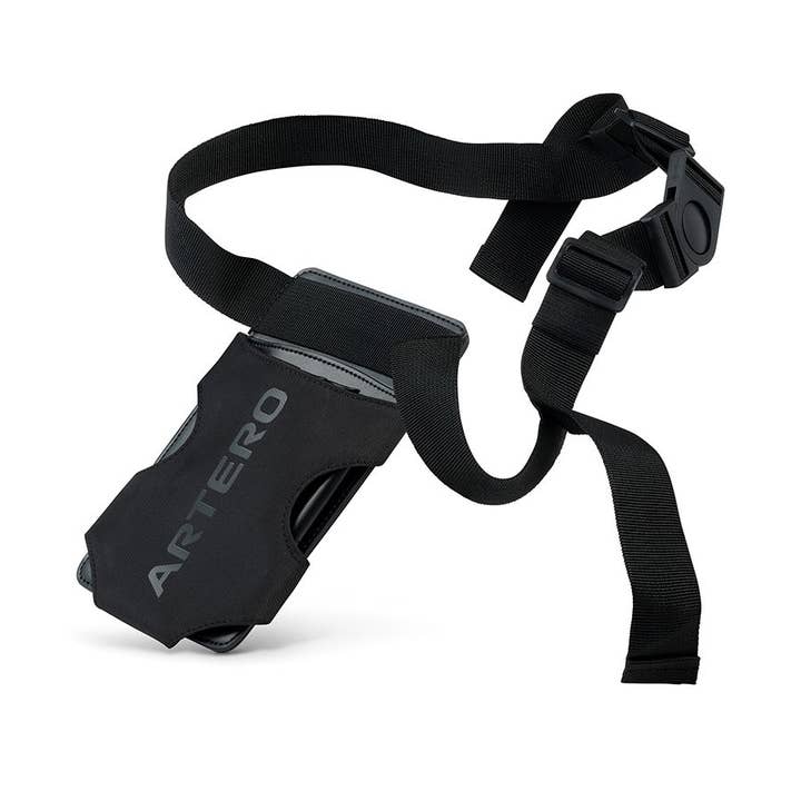 ARTERO Inspiring Style - Wholesale Scissors - Artero Helios Scissor Holder Black Red1