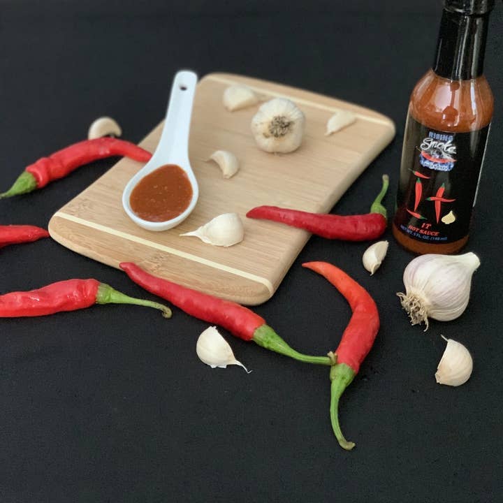 Rising Smoke Sauceworks - Vendita all'ingrosso Salse piccanti - 5 oz It Hot Sauce (confezione da 12)2