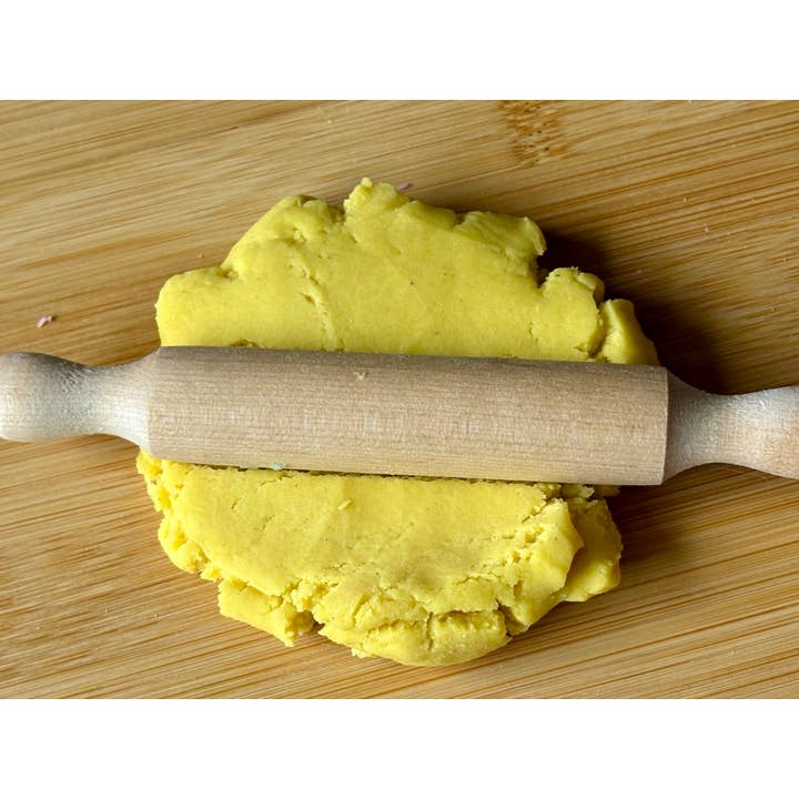 Fresh Masa - play dough & sensory kits - Wholesale Toy Set - Kids - My Little PanaderÃa Play Dough & Sensory Kit – Latino-Inspir