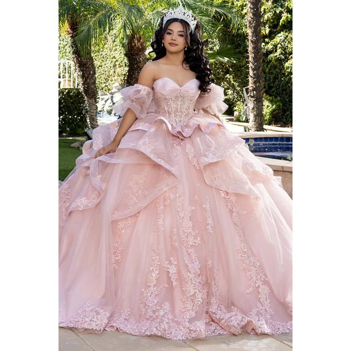 Robe de quinceañera sans bretelles à manches bouffantes détachées pour la vente par Babyfox Apparel