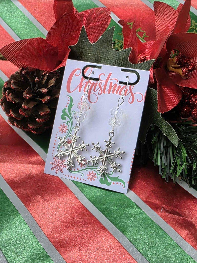 Bad Apple Designs – wholesale Smycken – Snöflingeörhängen & Halsband Vinterbröllop Något Blått