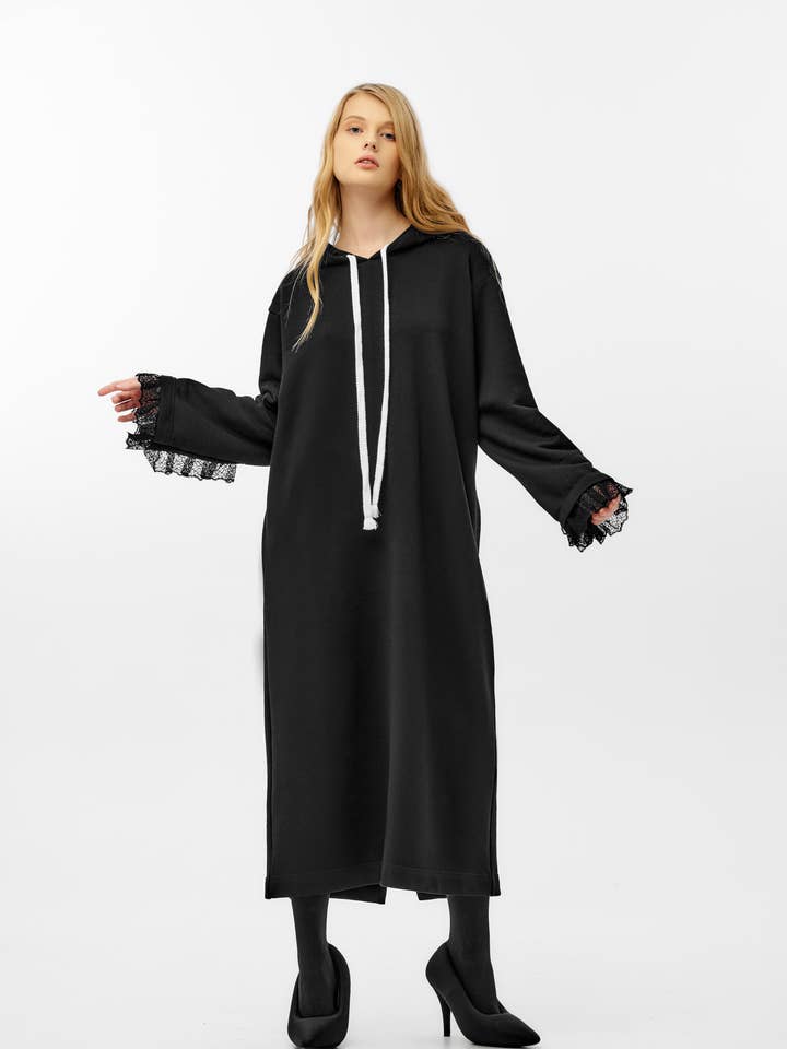 26071 Robe ETTA pour la vente par NY 77 Design