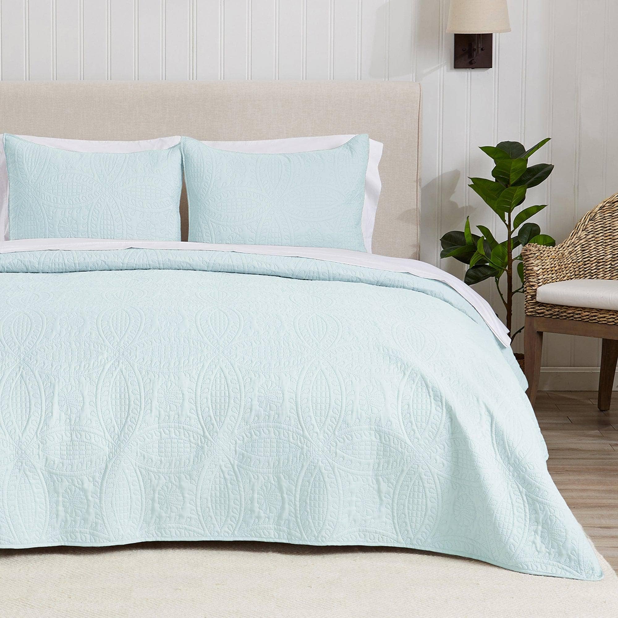 BH Collective - Wholesale Bedding Set - Oversized Quilt & Sham Set - Medallion Stitch - Clara7