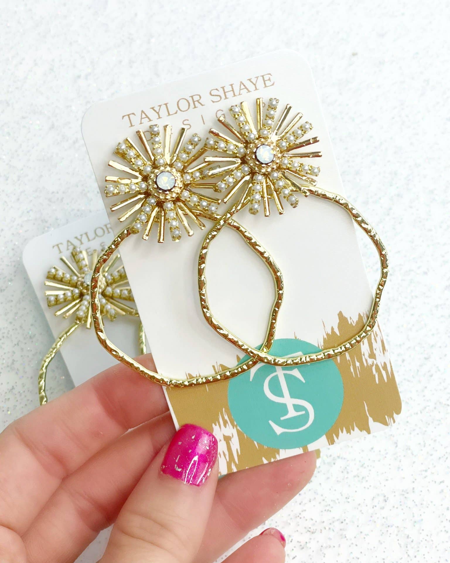 Taylor Shaye Designs - Wholesale Oorringen - Opal Sunburst Hoops3