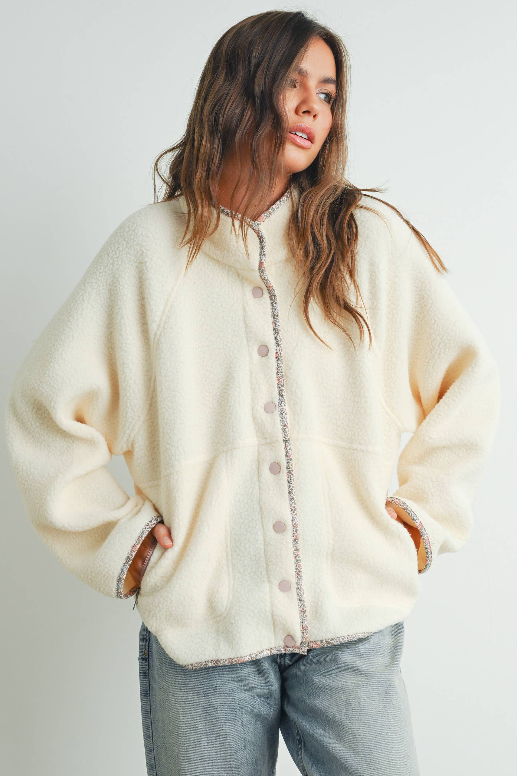 BUTTERMELON - Wholesale Shirt Jacket/Shacket - Women’s - Fall Cozy Snap Mock Neck Sherpa Fleece Jacket - BMJ75476