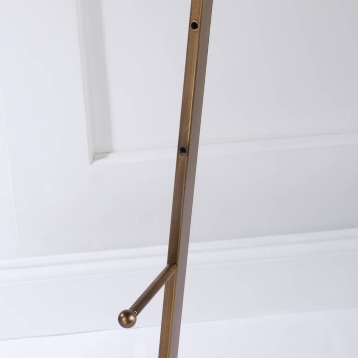 Tripar International - Wholesale Easel - Triangle Folding Metal Easel6