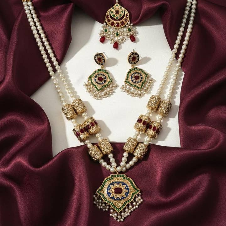 Conjunto Regal Pearl Kundan Meenakari – Esmalte Multicolor con Jhumar Maang Tikka para venta al por mayor de Vinnis Jewelry