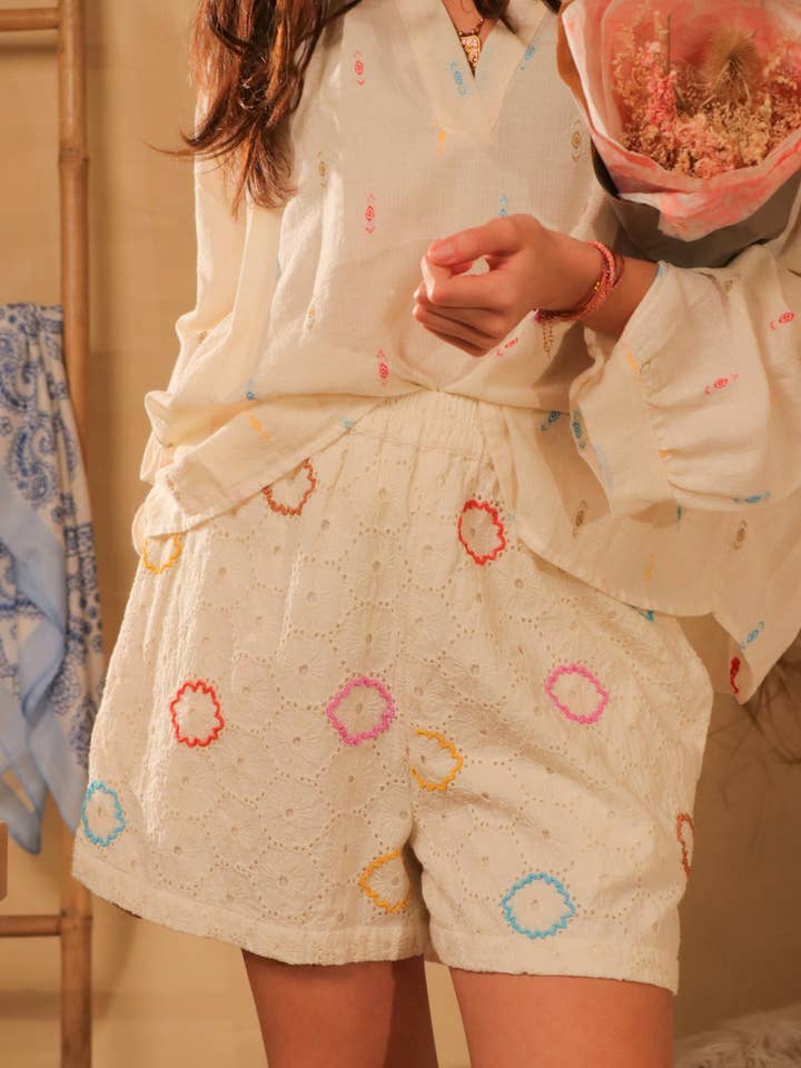 Short Pearl Garden for wholesale by The Corner