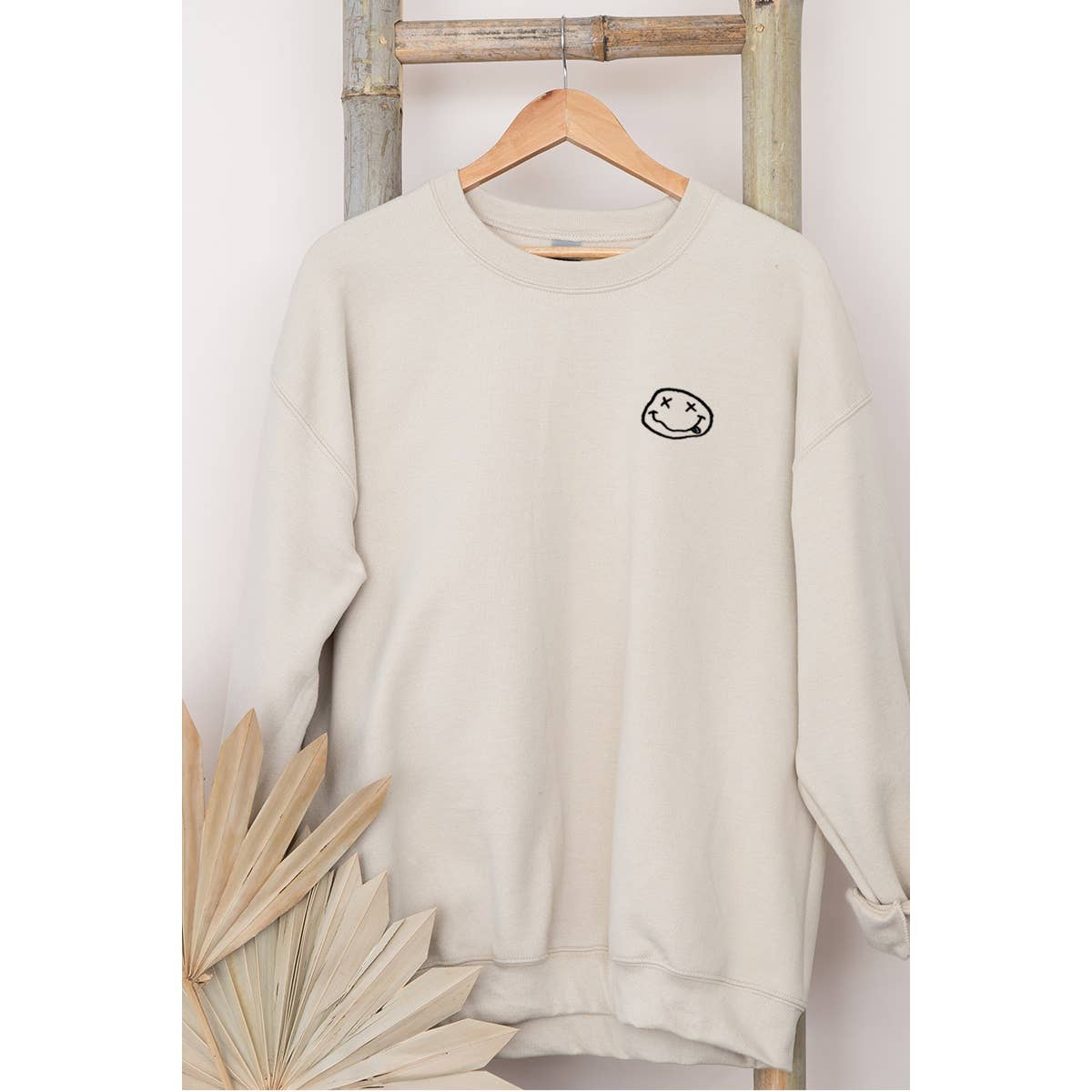 Illustrated Society - Wholesale Sweatshirt - Women's - SMILE FACE EMBROIDERY4