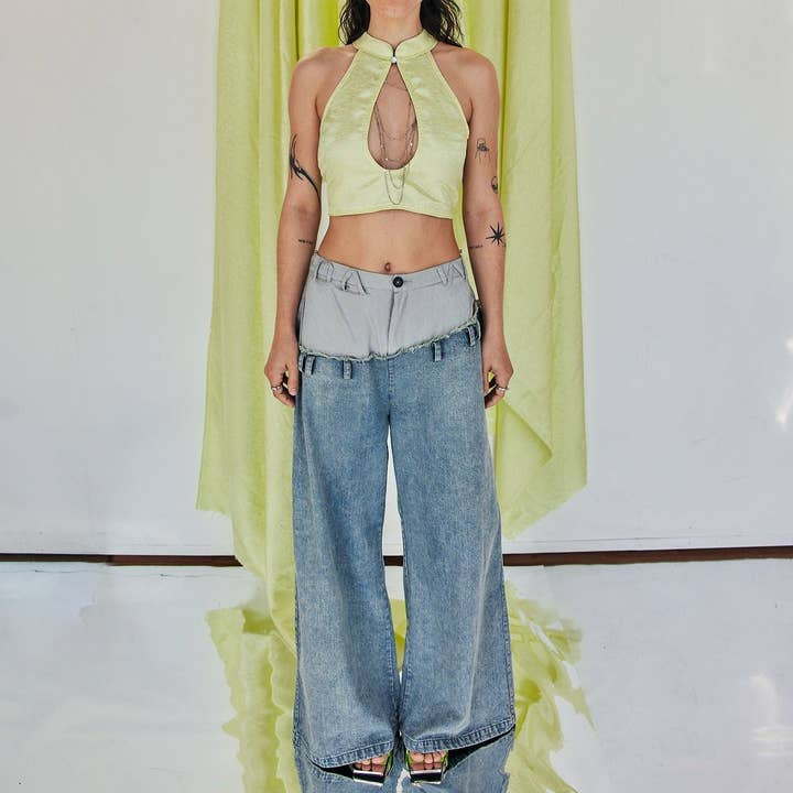 Xi Keyhole Reversible Tie-up Top for wholesale by DAWANG